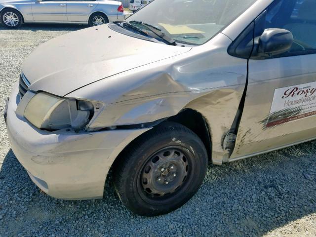 JM3LW28G2Y0135685 - 2000 MAZDA MPV WAGON GOLD photo 9