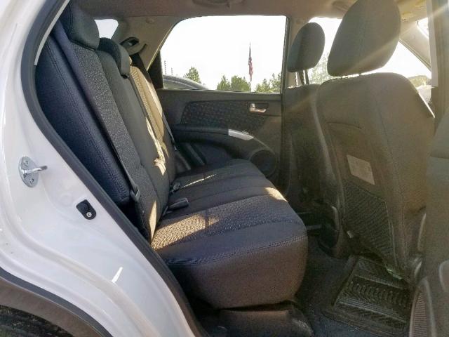 KNDJE723387515065 - 2008 KIA SPORTAGE E WHITE photo 6