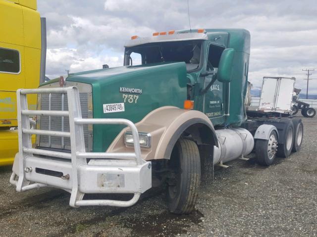 1XKDP40X5DR354054 - 2013 KENWORTH CONSTRUCTI GREEN photo 2