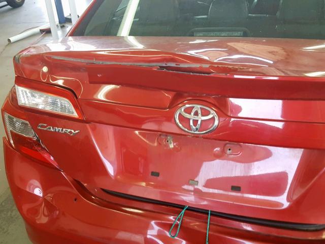 4T1BF1FK9CU605911 - 2012 TOYOTA CAMRY BASE RED photo 9