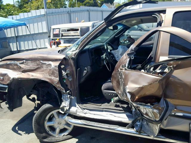 1B7GL2AZ2YS681003 - 2000 DODGE DAKOTA QUA BROWN photo 9