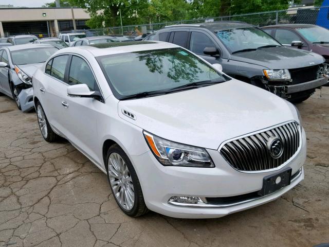 1G4GF5G31FF170511 - 2015 BUICK LACROSSE P WHITE photo 1