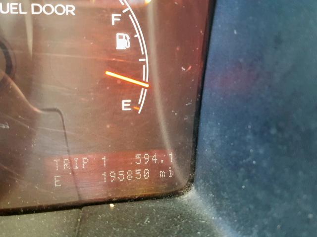 5LMFU27515LJ08492 - 2005 LINCOLN NAVIGATOR GRAY photo 8