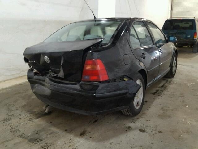 3VWSA29M3YM193063 - 2000 VOLKSWAGEN JETTA GLS BLACK photo 4