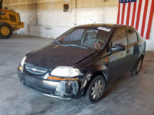 KL1TJ52624B154882 - 2004 CHEVROLET AVEO LS BLACK photo 2