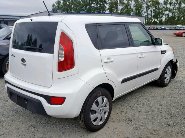 KNDJT2A52D7772997 - 2013 KIA SOUL WHITE photo 4