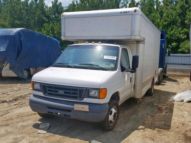 1FDXE45S16HA86796 - 2006 FORD E350 WHITE photo 2