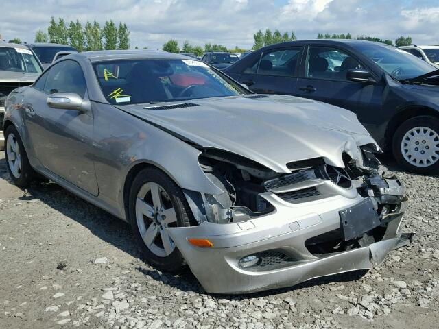 WDBWK54F37F137147 - 2007 MERCEDES-BENZ SLK 280 GRAY photo 1