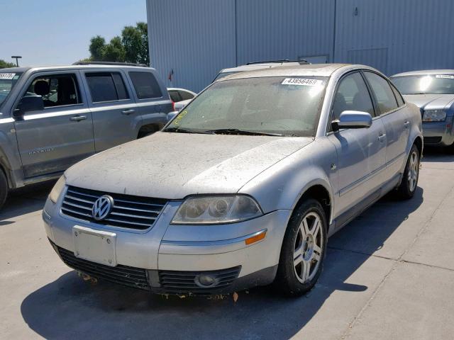 WVWRH63B71P295073 - 2001 VOLKSWAGEN PASSAT GLX SILVER photo 2