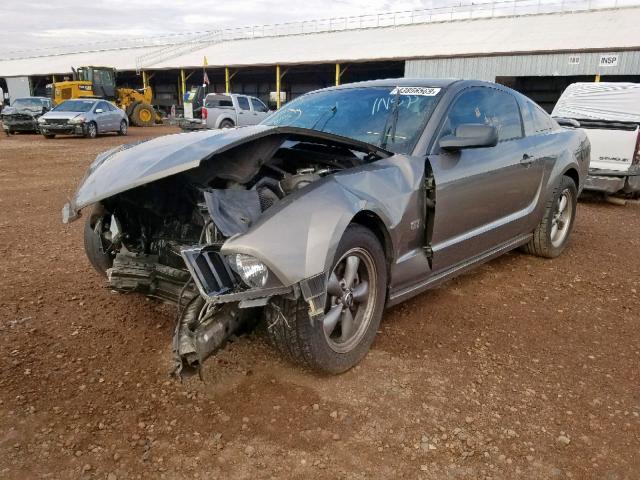 1ZVHT82H055174931 - 2005 FORD MUSTANG GT BROWN photo 2