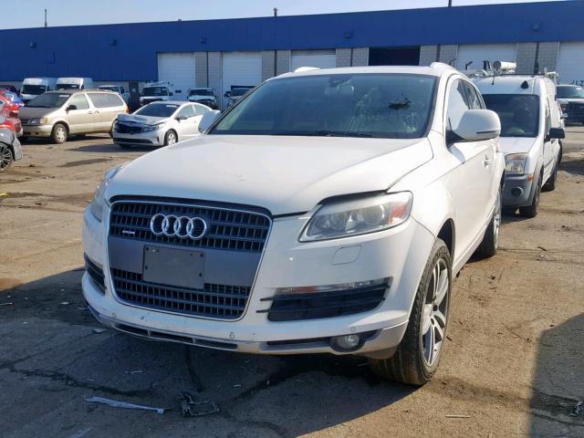 WA1BV74LX8D022626 - 2008 AUDI Q7 4.2 QUA WHITE photo 2