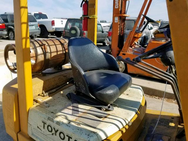 11984 - 1984 TOYOTA FORKLIFT SILVER photo 6