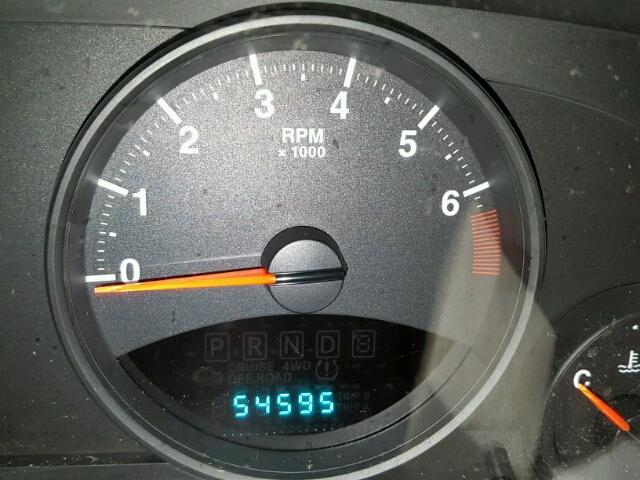 1J4FF47B29D188785 - 2009 JEEP COMPASS SP 棕色 照片 8