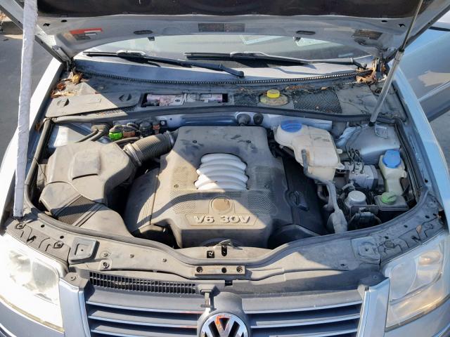 WVWTH63B51P138907 - 2001 VOLKSWAGEN PASSAT GLX SILVER photo 7