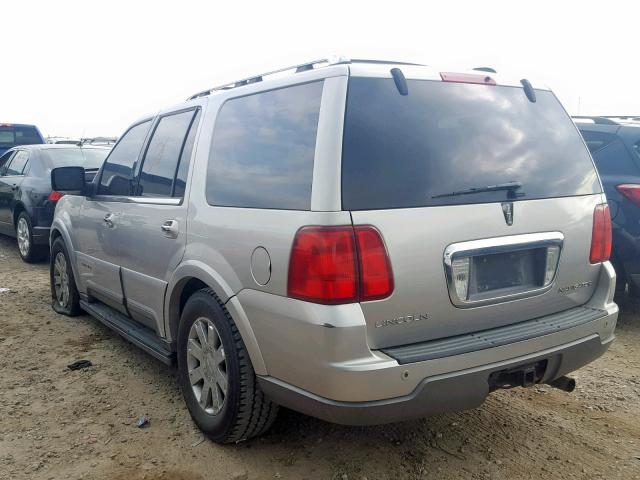 5LMFU28RX3LJ30909 - 2003 LINCOLN NAVIGATOR SILVER photo 3