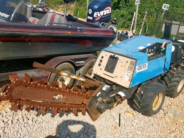 4S0289 - 1999 DITCH WITCH 410SX BLUE photo 2