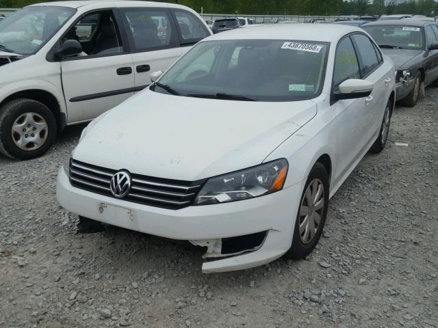 1VWAP7A34DC028483 - 2013 VOLKSWAGEN PASSAT S WHITE photo 2