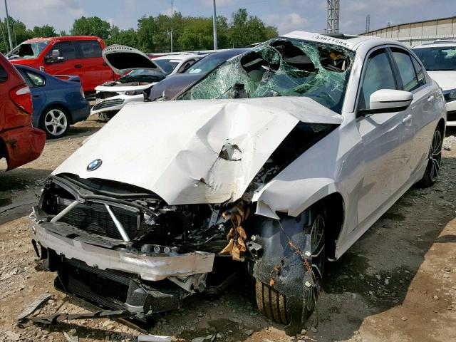 WBA5R7C52KAJ84850 - 2019 BMW 330XI Белый фото 2