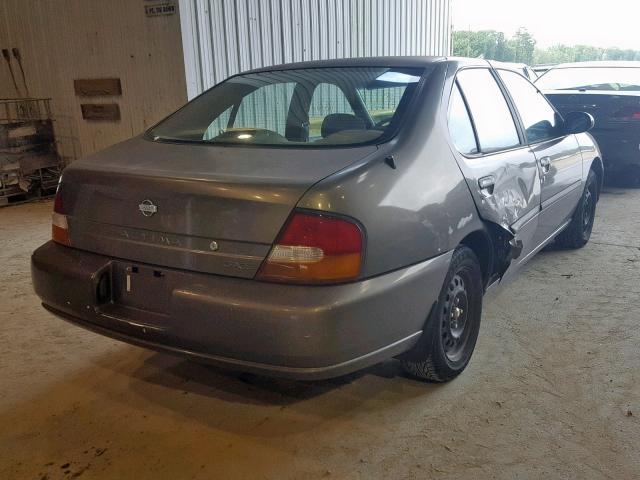 1N4DL01D5WC133876 - 1998 NISSAN ALTIMA XE BROWN photo 4