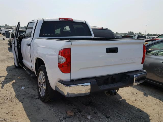 5TFEY5F10HX222505 - 2017 TOYOTA TUNDRA CRE WHITE photo 3