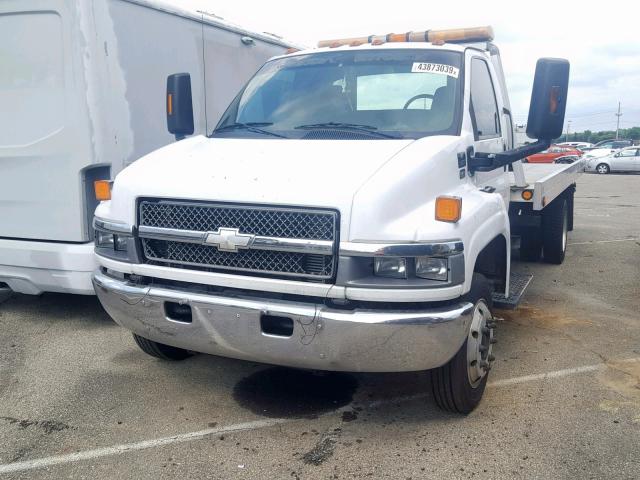 1GBE5E1173F503901 - 2003 CHEVROLET C5500 C5C0 WHITE photo 2