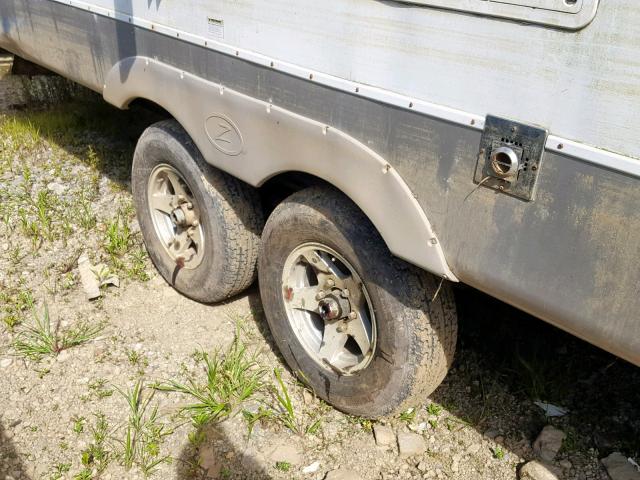 4V0TC3123AG001440 - 2010 CROR TRAILER WHITE photo 8