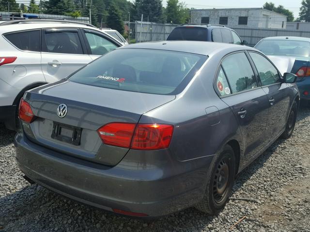 3VW1K7AJ6EM323517 - 2014 VOLKSWAGEN JETTA BASE Մոխրագույն լուսանկար 4