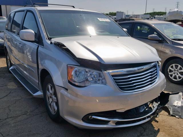 2A4RR5DG4BR768441 - 2011 CHRYSLER TOWN & COU SILVER photo 1