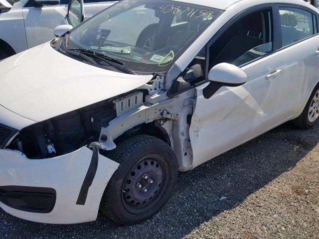 KNADM4A33E6386677 - 2014 KIA RIO LX WHITE photo 9