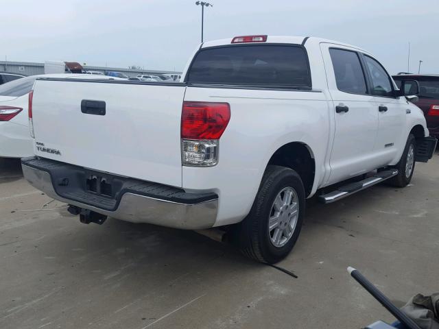 5TFEY5F12CX122138 - 2012 TOYOTA TUNDRA CRE WHITE photo 4