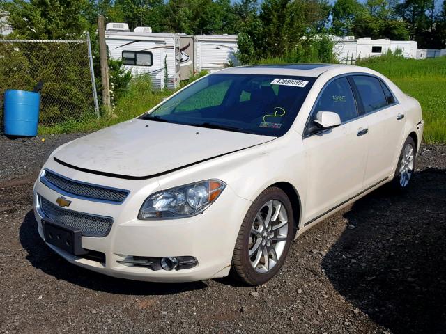 1G1ZE5E72BF337256 - 2011 CHEVROLET MALIBU LTZ WHITE photo 2