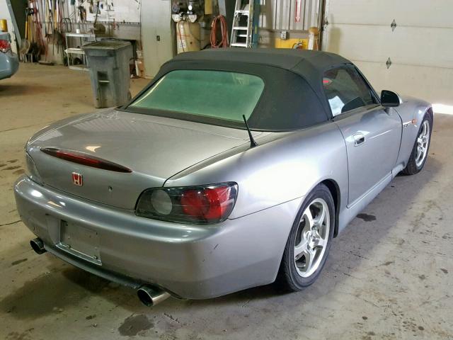 JHMAP1140YT001066 - 2000 HONDA S2000 SILVER photo 4