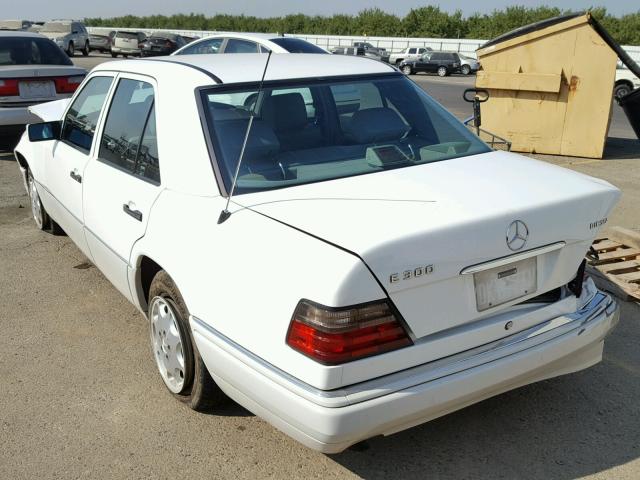 WDBEB31E3SC214945 - 1995 MERCEDES-BENZ E 300D TWO TONE photo 3