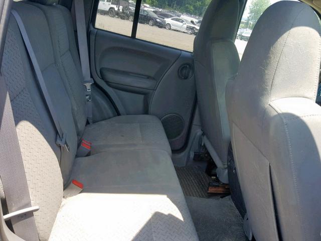 1J4GL38KX5W565982 - 2005 JEEP LIBERTY RE BLUE photo 6