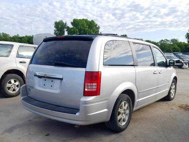 2A8HR54P88R787450 - 2008 CHRYSLER TOWN & COU SILVER photo 4