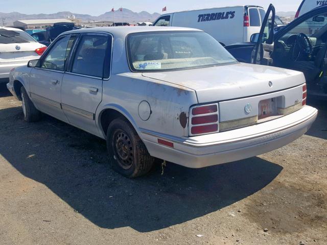 1G3AG54N9P6414842 - 1993 OLDSMOBILE CUTLASS CI SILVER photo 3