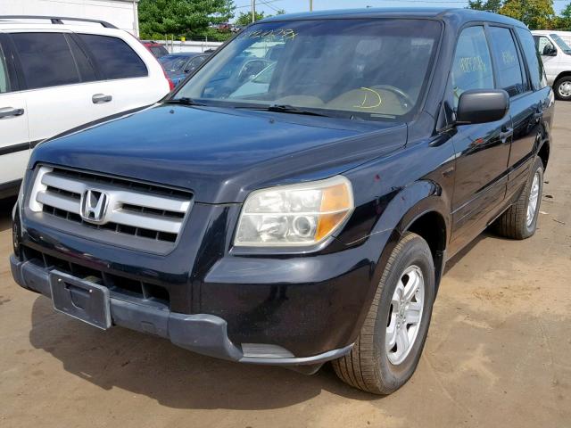 2HKYF18126H519809 - 2006 HONDA PILOT LX BLACK photo 2