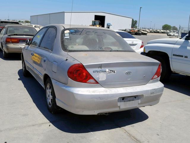 KNAFB121135220736 - 2003 KIA SPECTRA BA SILVER photo 3