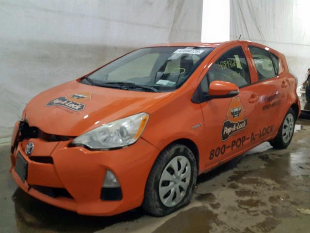 JTDKDTB30C1009561 - 2012 TOYOTA PRIUS C ORANGE photo 2