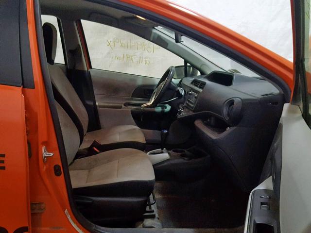 JTDKDTB30C1009561 - 2012 TOYOTA PRIUS C ORANGE photo 5