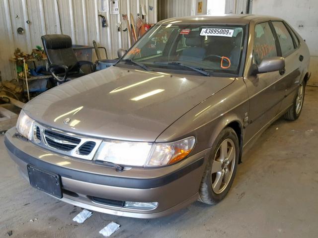 YS3DF58K722002833 - 2002 SAAB 9-3 SE TAN photo 2