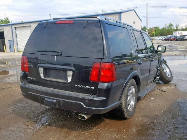 5LMFU28525LJ24263 - 2005 LINCOLN NAVIGATOR შავი ფოტო 4