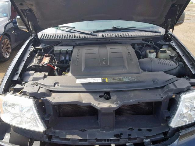 5LMFU28525LJ24263 - 2005 LINCOLN NAVIGATOR შავი ფოტო 7