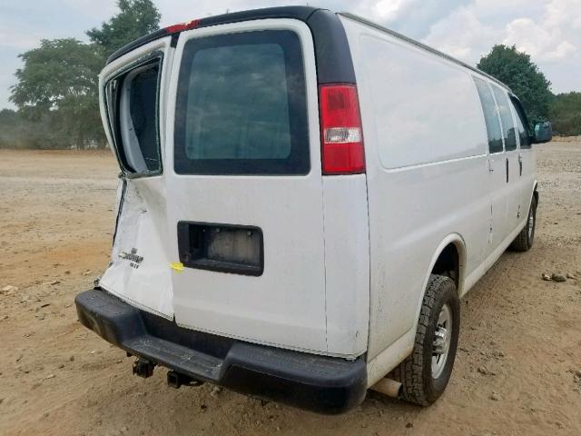 1GCWGBFG8G1230914 - 2016 CHEVROLET EXPRESS G2 WHITE photo 4