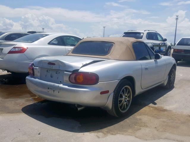 JM1NB353210202411 - 2001 MAZDA MX-5 MIATA SILVER photo 4