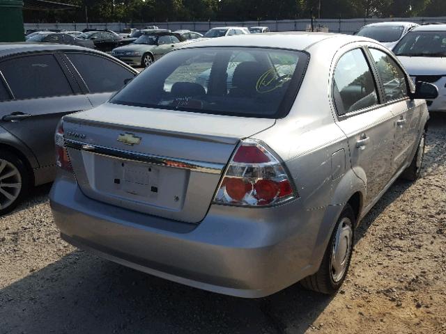 KL1TD56E89B617107 - 2009 CHEVROLET AVEO LS SILVER photo 4