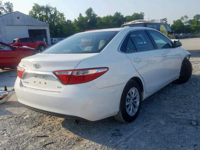 4T4BF1FK7FR510869 - 2015 TOYOTA CAMRY LE WHITE photo 4