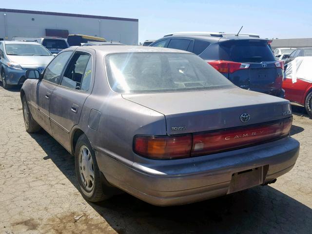 JT2VK13E4P0231774 - 1993 TOYOTA CAMRY XLE SILVER photo 3