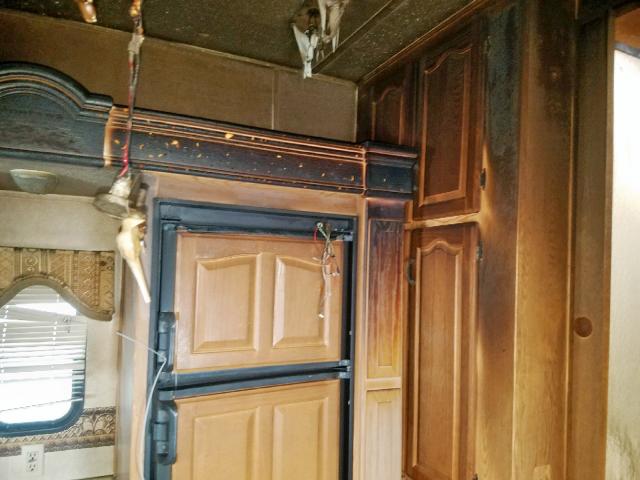 4YDF3402074701566 - 2007 KEYSTONE MONTANA WHITE photo 8