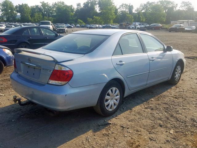 4T1BE32K25U544697 - 2005 TOYOTA CAMRY LE BLUE photo 4